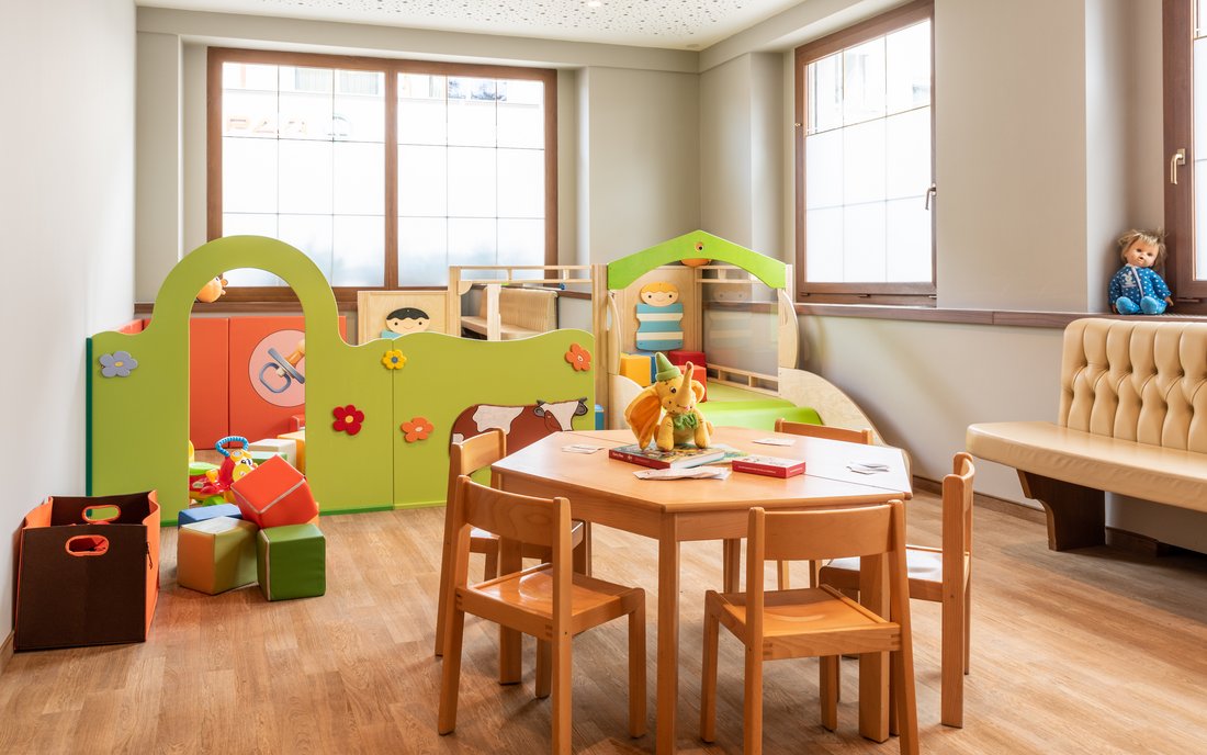 Das Posta: Ihr Hotel für Babys in Südtirol Das Posta: Ihr Hotel für Babys in Südtirol